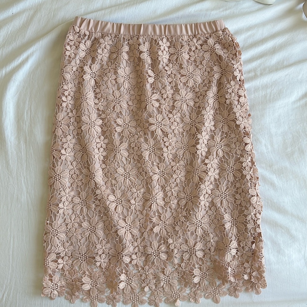 Light pink flower lace pencil skirt